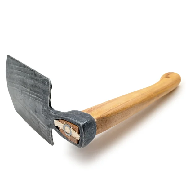 Azada manual de madera curvada forjada a martillo, modelo para parterres n.º 1538, con mango de nogal americano de 35 cm